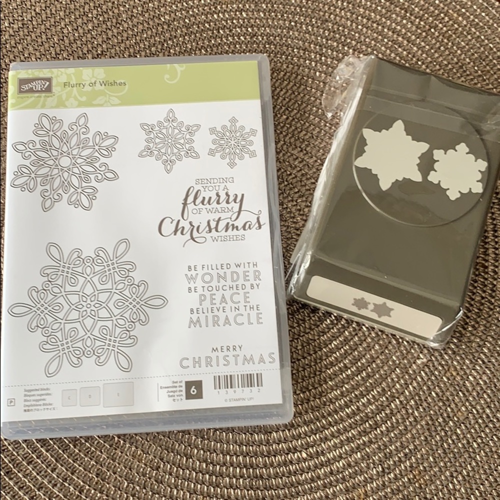 Stampin’Up Flurry of Wishes and Snow Flurry punch